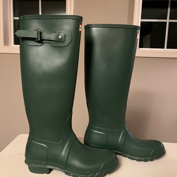 Hunter Boots- tall green size 9 - Picture 3 of 3